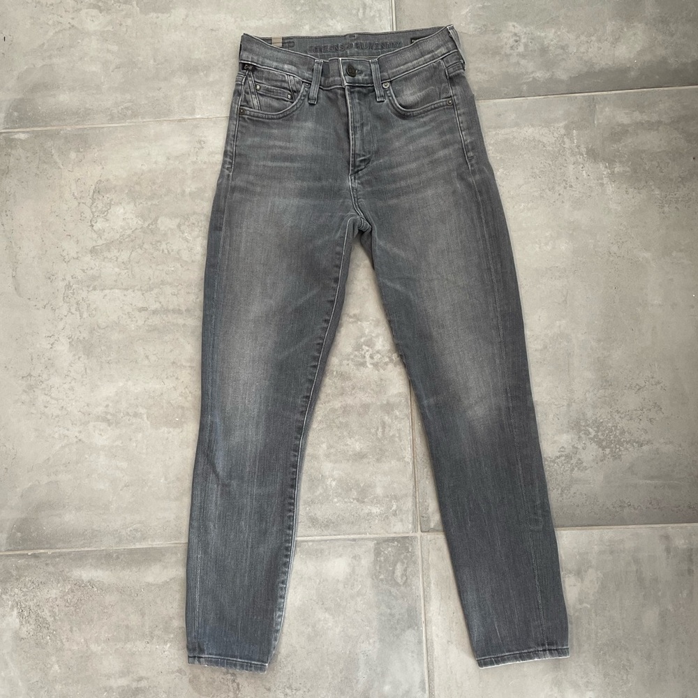 Citizens of Humanity Rocket Crop. Size 24, Beautiful Grey Wash